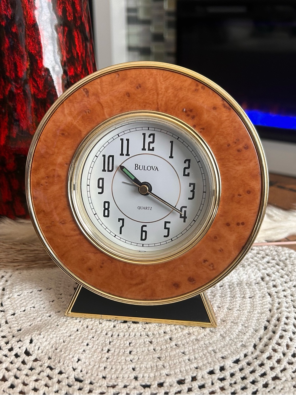 Vintage Bulova Faux Burl Wood Desk Clock | Gold Tone Executive Mantel Timepiece